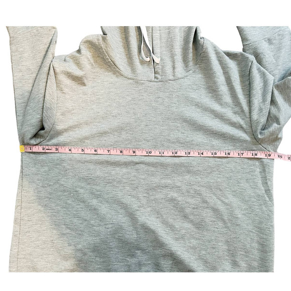 🛍️ Yandy.com Active Gray Hooded Long Sleeve Shirt Womens Size S - Picture 4 of 5